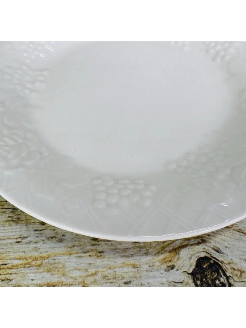 Gibson FOUR SEASONS White Embossed Fruit Floral Trellis Rim Salad Plates Set 4